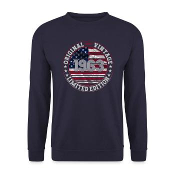 Jahrgang 1963 60. Geburtstag Geschenk Mann/ USA - Unisex Pullover - Navy - Vorne - Alina (178cm) & Michal (187cm)