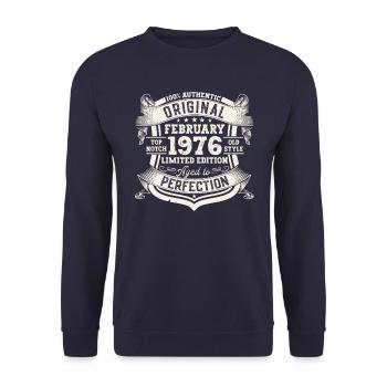 Février né 1976 47ème anniversaire cadeau homme - Sweat-shirt Unisexe - marine - Devant - Alina (178cm) & Michal (187cm)