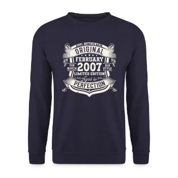 February vintage 2007 16th birthday gift man - Unisex Sweatshirt - navy - Front - Alina (178cm) & Michal (187cm)