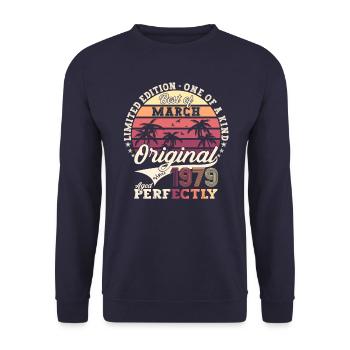 March Born 1979 44th birthday Man Original 79 - Unisex Sweatshirt - navy - Front - Alina (178cm) & Michal (187cm)