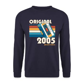 18 Birthday Man Woman Cassette May Vintage 2005 - Unisex Sweatshirt - navy - Front - Alina (178cm) & Michal (187cm)