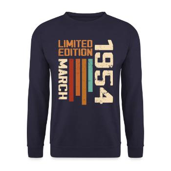 March 1954 Birthday 1954 Retro 1954 March - Unisex Sweatshirt - navy - Front - Alina (178cm) & Michal (187cm)