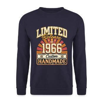 Limited 1966 Lustige Sprüche Geschenk Geburtstag - Unisex Pullover - Navy - Vorne - Alina (178cm) & Michal (187cm)