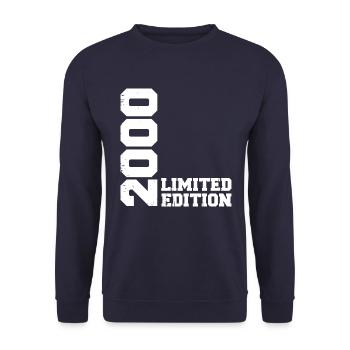 Vintage 2000 Classic 2000 Jubiläumsgeschenk - Unisex Pullover - Navy - Vorne - Alina (178cm) & Michal (187cm)