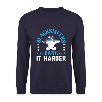 Les forgerons frappent plus fort et les bercent comme si de rien n’était - Sweat-shirt Unisexe - marine - Devant - Alina (178cm) & Michal (187cm)