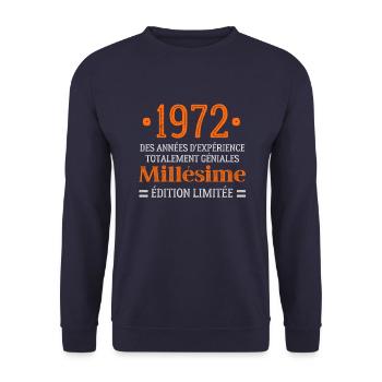50 Ans Anniversaire Millésime Cadeau Humour - Sweat-shirt Unisexe - marine - Devant - Alina (178cm) & Michal (187cm)
