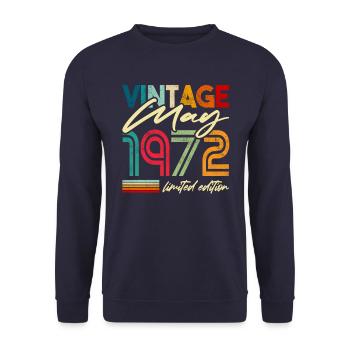 Vintage born May 1972 Birthday Year 1972 - Unisex Sweatshirt - navy - Front - Alina (178cm) & Michal (187cm)