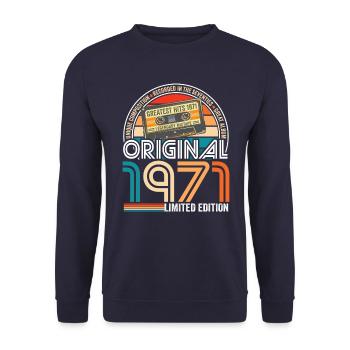Birthday 1971 Vintage cassette vintage 1971 - Unisex Sweatshirt - navy - Front - Alina (178cm) & Michal (187cm)
