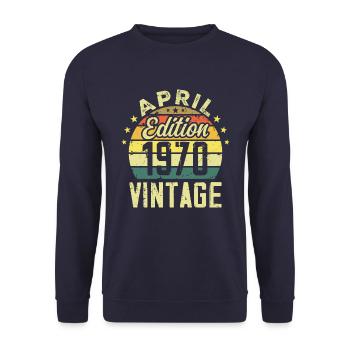 Millésime Avril 1970 - Cadeau Anniversaire 1970 - Sweat-shirt Unisexe - marine - Devant - Alina (178cm) & Michal (187cm)