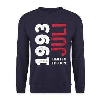Limited Edition Juli 1993 - Geburtstag - Geschenk - Unisex Pullover - Navy - Vorne - Alina (178cm) & Michal (187cm)