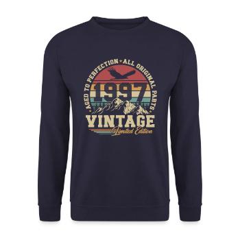 Millésime 1997 Vintage Cadeau d’anniversaire Rétro - Sweat-shirt Unisexe - marine - Devant - Alina (178cm) & Michal (187cm)