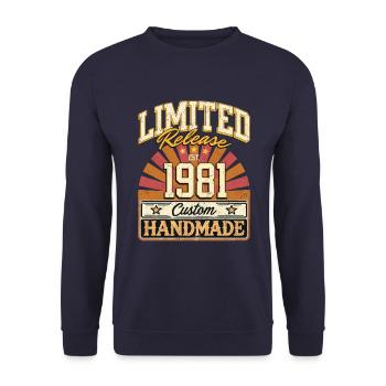 Limité 1981 drôle dictons cadeau anniversaire - Sweat-shirt Unisexe - marine - Devant - Alina (178cm) & Michal (187cm)