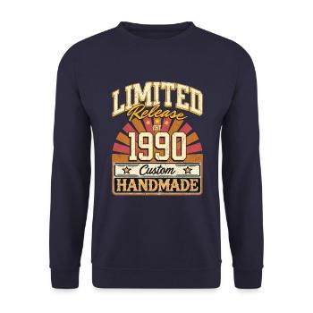 Limited 1990 Lustige Sprüche Geschenk Geburtstag - Unisex Pullover - Navy - Vorne - Alina (178cm) & Michal (187cm)