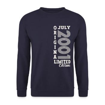 22nd Birthday Man July Vintage 2001 Legendary - Unisex Sweatshirt - navy - Front - Alina (178cm) & Michal (187cm)