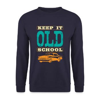 Keep It Old School Accelerate Muscle Car mit Hinte - Unisex Pullover - Navy - Vorne - Alina (178cm) & Michal (187cm)