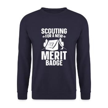 Insigne d’honneur scout - Sweat-shirt Unisexe - marine - Devant - Alina (178cm) & Michal (187cm)