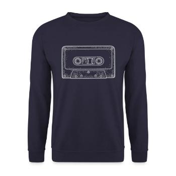 80's 90's Retro Cassette Tape - Unisex Pullover - Navy - Vorne - Alina (178cm) & Michal (187cm)