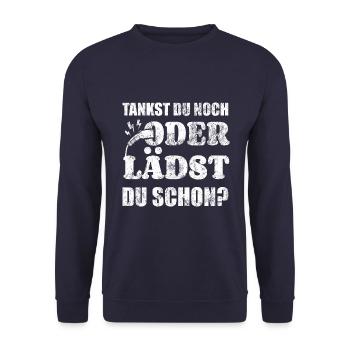 Elektroauto - E-Auto Aufladen Spruch - Unisex Pullover - Navy - Vorne - Alina (178cm) & Michal (187cm)
