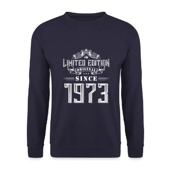 Édition limitée 1973 - Sweat-shirt Unisexe - marine - Devant - Alina (178cm) & Michal (187cm)