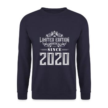 2020 limited edition - Unisex Sweatshirt - navy - Front - Alina (178cm) & Michal (187cm)