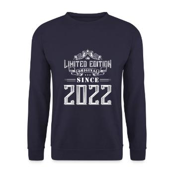 Édition limitée 2022 - Sweat-shirt Unisexe - marine - Devant - Alina (178cm) & Michal (187cm)
