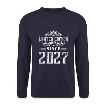 Édition limitée 2027 - Sweat-shirt Unisexe - marine - Devant - Alina (178cm) & Michal (187cm)