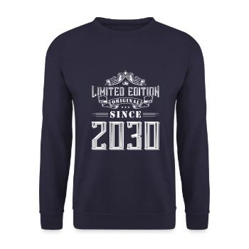 2030 limited edition - Unisex Sweatshirt - navy - Front - Alina (178cm) & Michal (187cm)