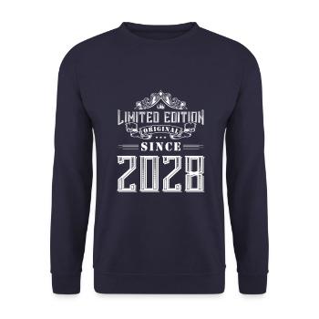 2028 limited edition - Unisex Pullover - Navy - Vorne - Alina (178cm) & Michal (187cm)