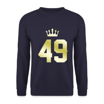 49 Zahl Krone - Unisex Pullover - Navy - Vorne - Alina (178cm) & Michal (187cm)