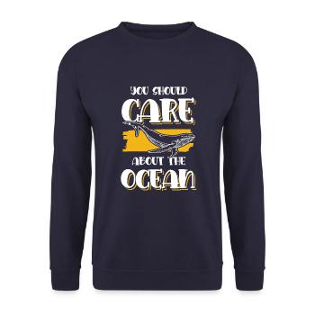 save the ocean spruch - Unisex Pullover - Navy - Vorne - Alina (178cm) & Michal (187cm)