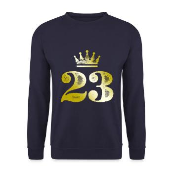 23 Zahl Krone Gold - Unisex Pullover - Navy - Vorne - Alina (178cm) & Michal (187cm)