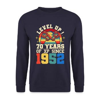Level 70 1952 Birthday Gamer 70 years - Unisex Sweatshirt - navy - Front - Alina (178cm) & Michal (187cm)
