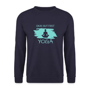 Okay but first Yoga - Unisex Pullover - Navy - Vorne - Alina (178cm) & Michal (187cm)