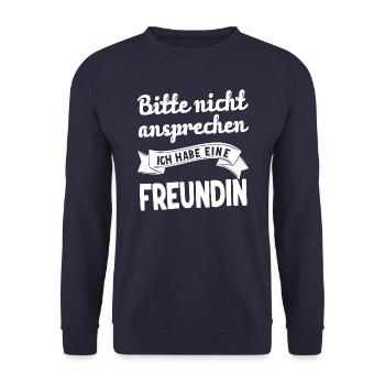 Bitte nicht ansprechen ich habe eine Freundin - Unisex Pullover - Navy - Vorne - Alina (178cm) & Michal (187cm)