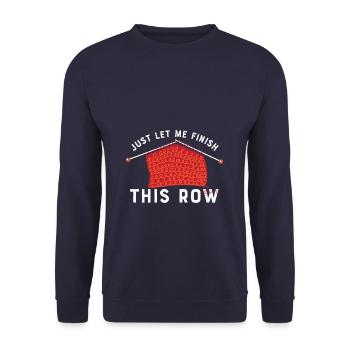 Knitting Just Let me Finish this Row - Unisex Pullover - Navy - Vorne - Alina (178cm) & Michal (187cm)