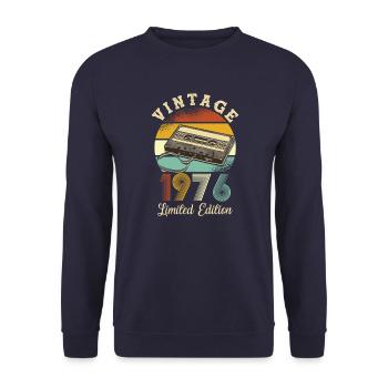 Vintage 1976 - Unisex Pullover - Navy - Vorne - Alina (178cm) & Michal (187cm)