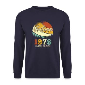 Vintage 1976 Limited - Unisex Pullover - Navy - Vorne - Alina (178cm) & Michal (187cm)