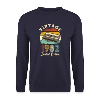 Vintage 1982 - Unisex Pullover - Navy - Vorne - Alina (178cm) & Michal (187cm)