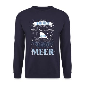 Man sitzt viel zu wenig am Meer - Unisex Pullover - Navy - Vorne - Alina (178cm) & Michal (187cm)