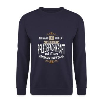 Pflegefachkraft Pfleger Pflege Pflegekraft perfekt - Unisex Pullover - Navy - Vorne - Alina (178cm) & Michal (187cm)