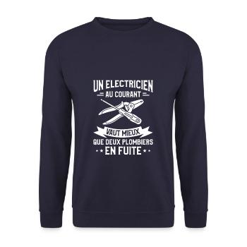 Un Électricien Au Courant Vaut Mieux Que Deux - Sweat-shirt Unisexe - marine - Devant - Alina (178cm) & Michal (187cm)
