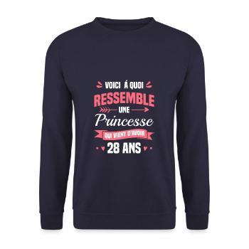 Voici À Quoi Ressemble Une Princesse Qui Vient - Sweat-shirt Unisexe - marine - Devant - Alina (178cm) & Michal (187cm)