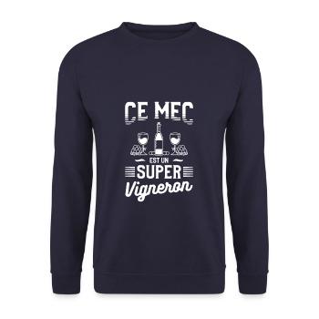 Ce Mec Est Un Super Vigneron Viticole - Sweat-shirt Unisexe - marine - Devant - Alina (178cm) & Michal (187cm)