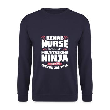 Reha-Krankenschwester, weil Multitasking-Ninja kein - Unisex Pullover - Navy - Vorne - Alina (178cm) & Michal (187cm)