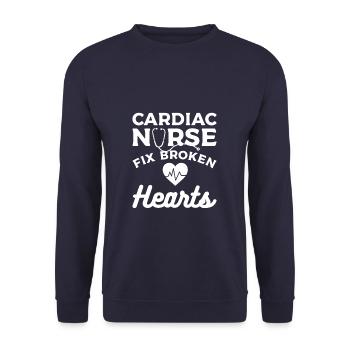 Une infirmière cardiaque répare les cœurs brisés Cardiologue - Sweat-shirt Unisexe - marine - Devant - Alina (178cm) & Michal (187cm)
