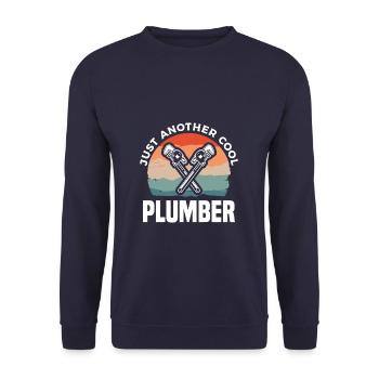 Nur ein weiterer cooler Klempner Klempner - Unisex Pullover - Navy - Vorne - Alina (178cm) & Michal (187cm)