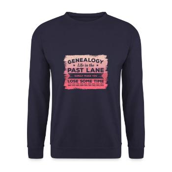 Life In The Past Lane lässt Sie sicherlich etwas verlieren - Unisex Pullover - Navy - Vorne - Alina (178cm) & Michal (187cm)