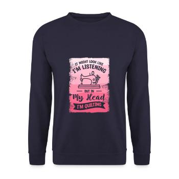 Es sieht vielleicht so aus, als würde ich zuhören, aber in meinem Kopf - Unisex Pullover - Navy - Vorne - Alina (178cm) & Michal (187cm)