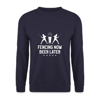 Fechten Jetzt Bier Später Trinken Schwert Zaun Fechter - Unisex Pullover - Navy - Vorne - Alina (178cm) & Michal (187cm)