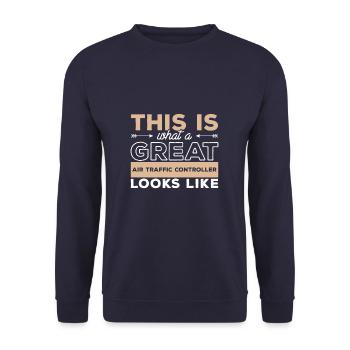 So sieht ein guter Fluglotse aus - Unisex Pullover - Navy - Vorne - Alina (178cm) & Michal (187cm)